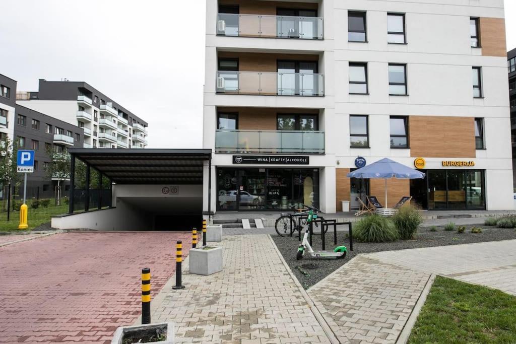 Nowoczesny Apartament Dabska Arena / Parking Cracóvia Exterior foto